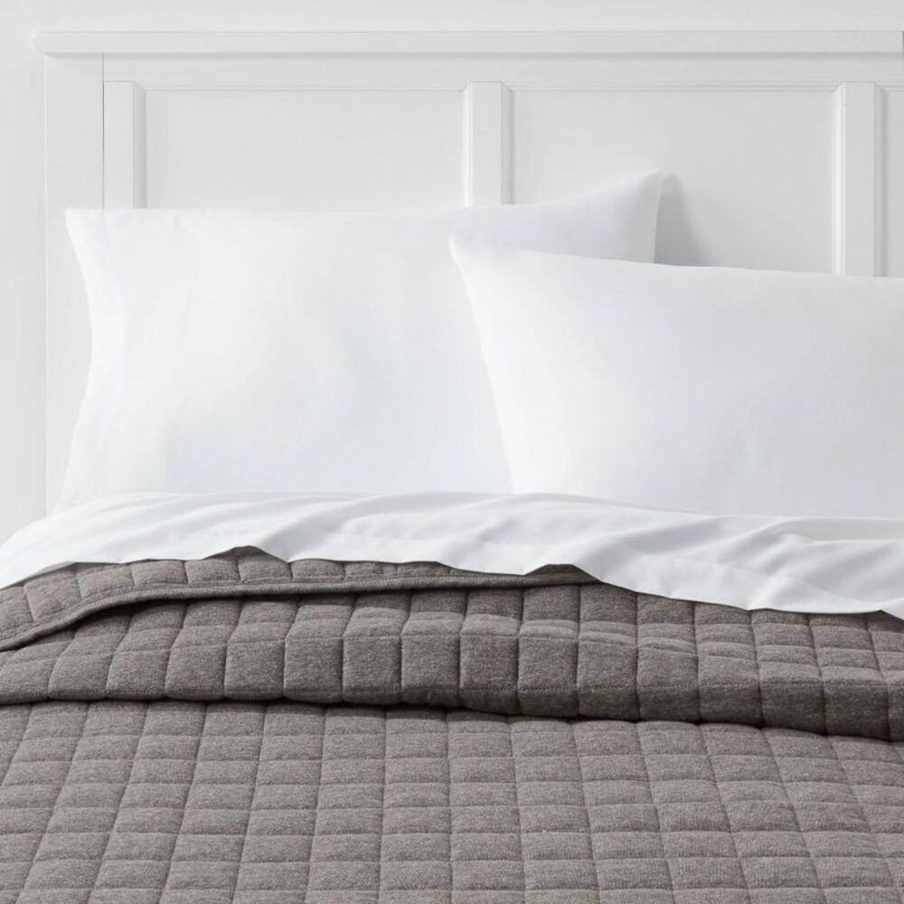 Twin/Twin Extra Long Jersey Quilt Black Heather - Room Essentials